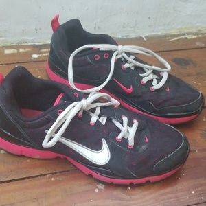 Nike FlexTr Shoes